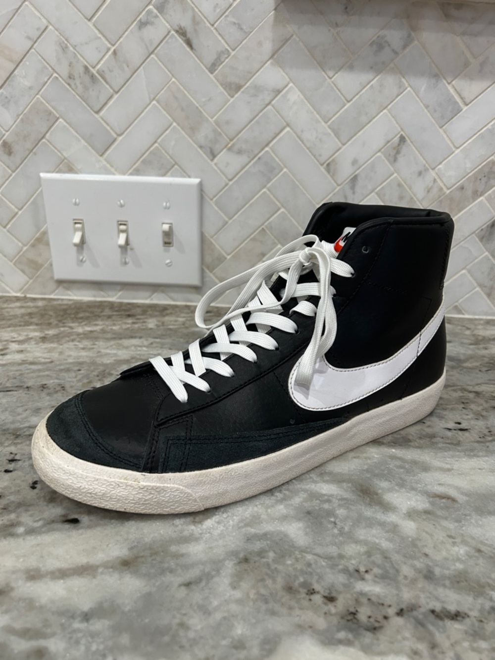 Men’s Nike Blazer, Black Leather Hightop